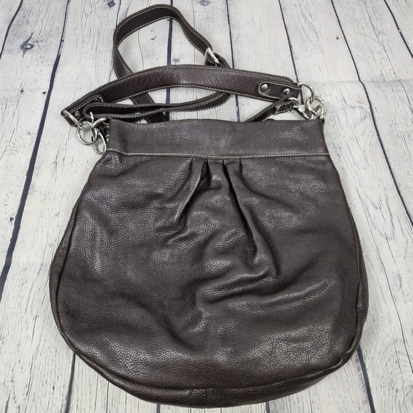 ROOTS | Olivia pleated leather hobo purse - Picture 2 of 13